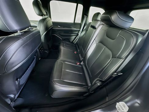 Used 2024 Jeep Grand Cherokee Limited 4xe w/ Trailer Tow Package AWD/4WD image 28