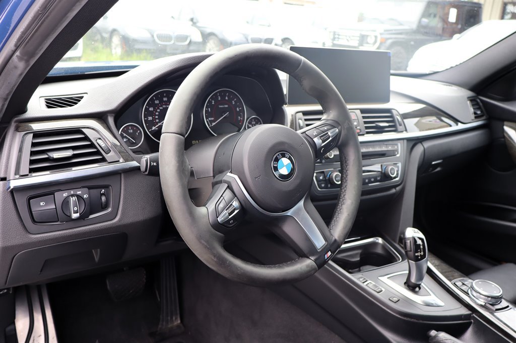 Used 2015 BMW 328i xDrive Sedan AWD/4WD image 16