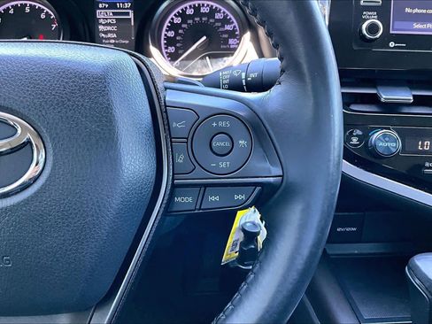 Used 2023 Toyota Camry SE FWD image 23