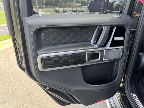 Used 2022 Mercedes-Benz G 550 image 30