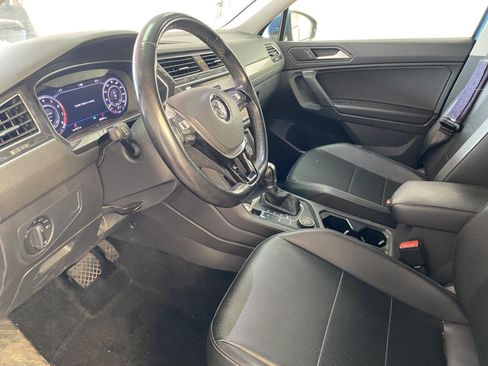 Used 2019 Volkswagen Tiguan SEL w/ 3rd Row Seat Package AWD/4WD image 23