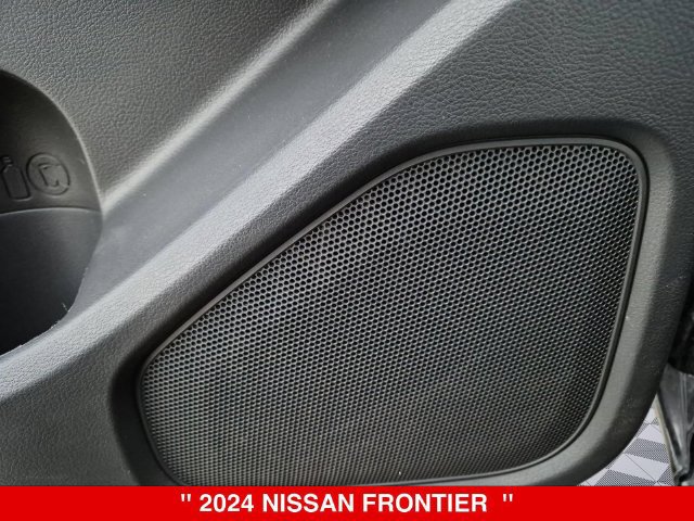 Certified 2024 Nissan Frontier SV AWD/4WD image 13