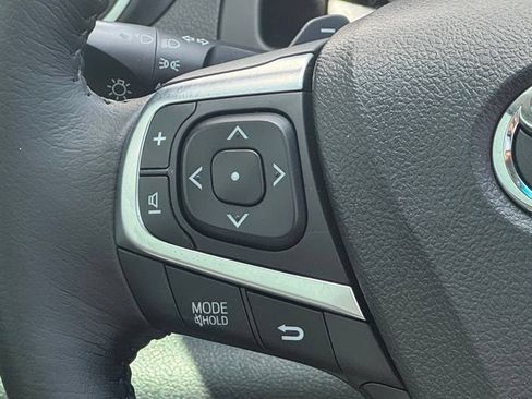 Used 2015 Toyota Camry XSE w/ Moonroof Package FWD image 20