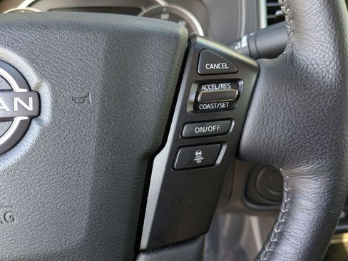 Used 2024 Nissan Frontier SV w/ SV Convenience Package image 17