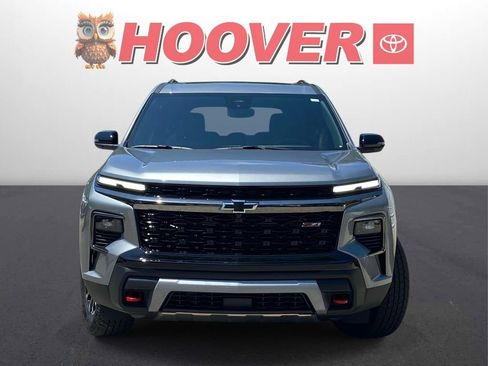 Used 2026 Chevrolet Traverse Z71 w/ LPO, Floor Liner Package AWD/4WD image 6