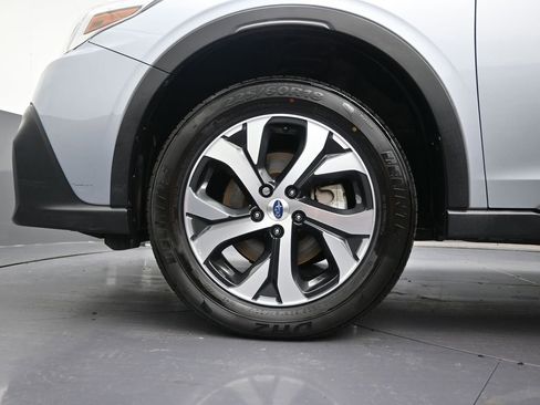 Used 2021 Subaru Outback Limited AWD/4WD image 10