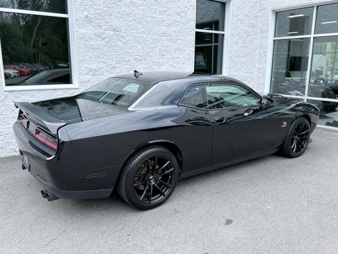 Used 2019 Dodge Challenger R/T Scat Pack w/ 1320 Drag Pack RWD image 34