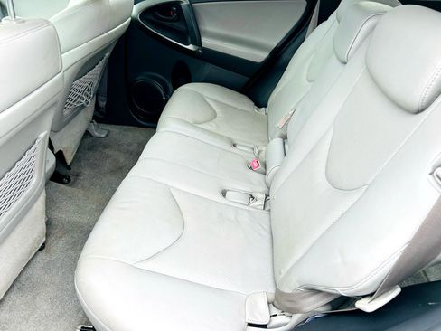 Used 2009 Toyota RAV4 Limited image 28