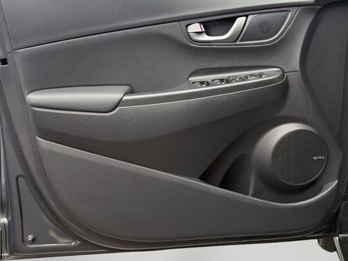 Used 2020 Hyundai Kona Limited AWD/4WD image 14
