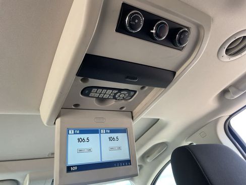 Used 2009 Dodge Journey SXT w/ Entertainment Group #2 FWD image 22