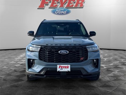 New 2026 Ford Explorer ST w/ Sun And Sound Package image 8