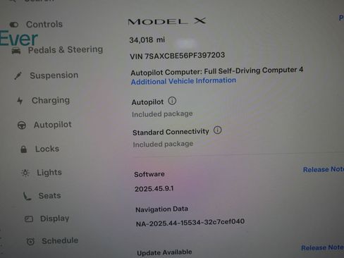Used 2023 Tesla Model X image 7