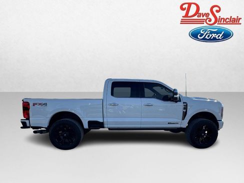 Used 2023 Ford F350 Platinum image 5