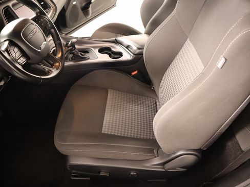 Used 2023 Dodge Challenger GT image 10