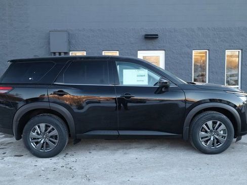 New 2026 Nissan Pathfinder S AWD/4WD image 4