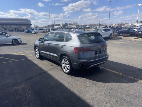 Used 2023 Volkswagen Taos S w/ Driver Assistance Package image 5