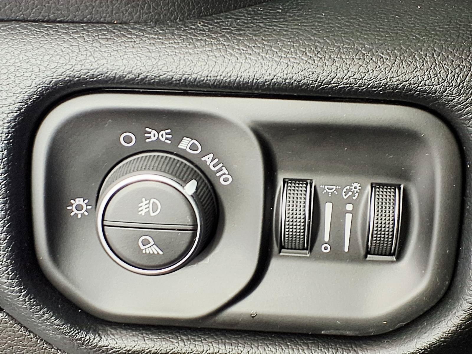 Used 2021 RAM 1500 Laramie w/ Sport Appearance Package RWD image 15