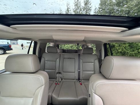 Used 2017 GMC Yukon SLT w/ Open Road Package image 29