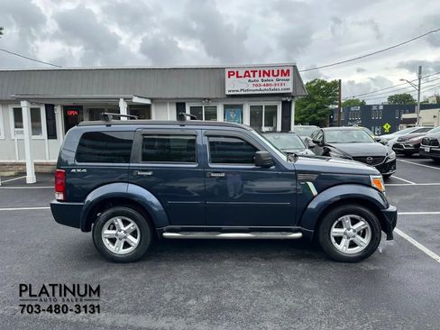 Used 2008 Dodge Nitro SXT AWD/4WD image 2