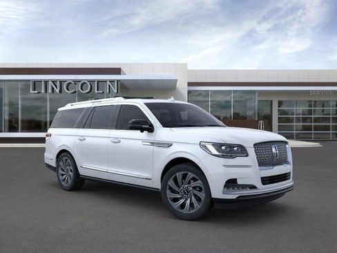 New 2023 Lincoln Navigator L Reserve image 7