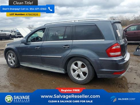 Used 2011 Mercedes-Benz GL 450 4MATIC image 3