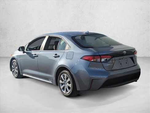 Used 2025 Toyota Corolla LE FWD image 6