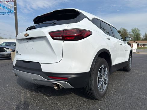 Used 2025 Chevrolet Blazer LT AWD/4WD image 10