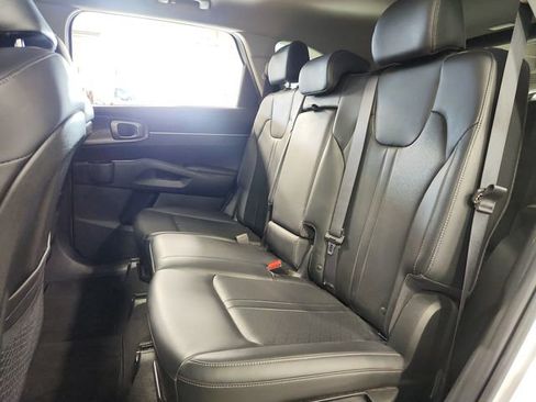 Certified 2023 Kia Sorento S image 21