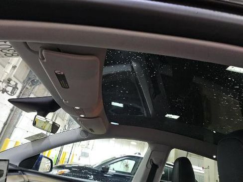 Used 2023 Tesla Model Y Long Range image 16