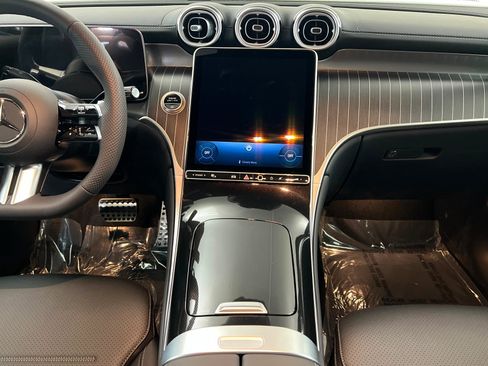 New 2027 Mercedes-Benz GLC 300 4MATIC image 13