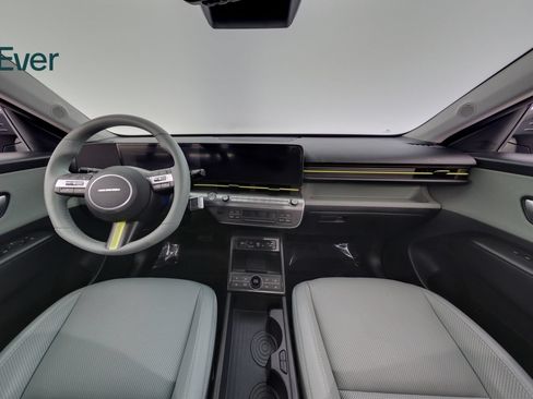 Used 2024 Hyundai Kona Limited FWD image 26