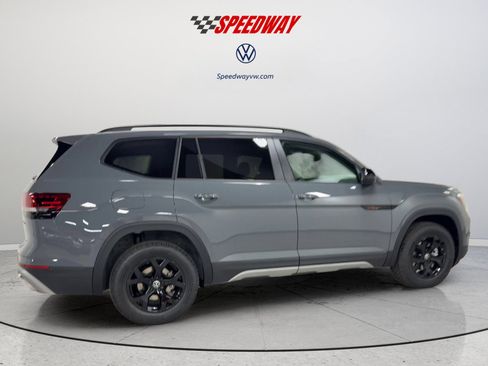 New 2026 Volkswagen Atlas Peak Edition AWD/4WD image 5