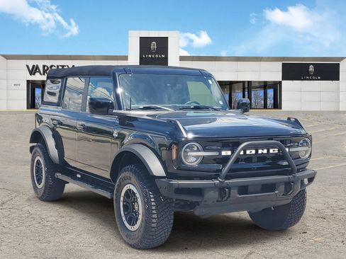 Used 2024 Ford Bronco Outer Banks w/ Sasquatch Package AWD/4WD image 1