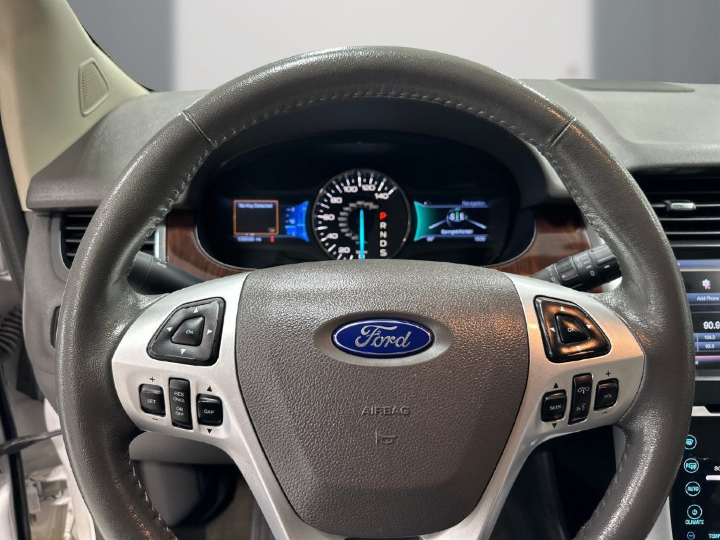 Used 2014 Ford Edge Limited w/ Equipment Group 302A FWD image 22