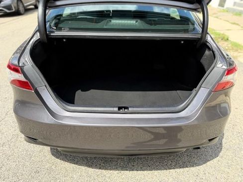 Used 2020 Toyota Camry LE w/ Carpet Mat Package AWD/4WD image 8