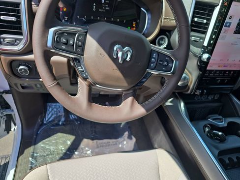 New 2026 RAM 1500 Laramie AWD/4WD image 16