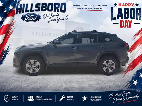 Used 2025 Toyota RAV4 XLE AWD/4WD image 8