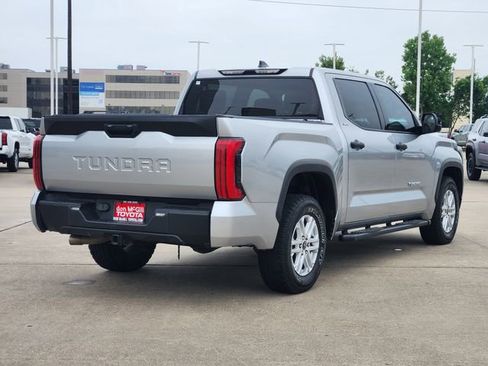 Used 2022 Toyota Tundra SR5 RWD image 5