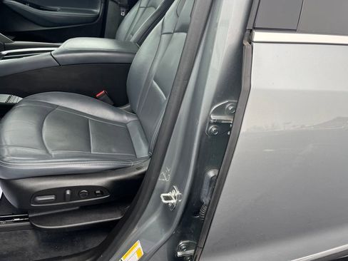 Used 2023 Buick Enclave Premium w/ Experience Buick Package image 22