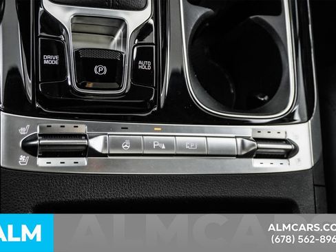 Used 2022 Kia Carnival SX Prestige image 42