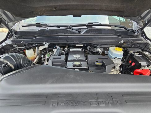 Used 2024 RAM 3500 Tradesman AWD/4WD image 31