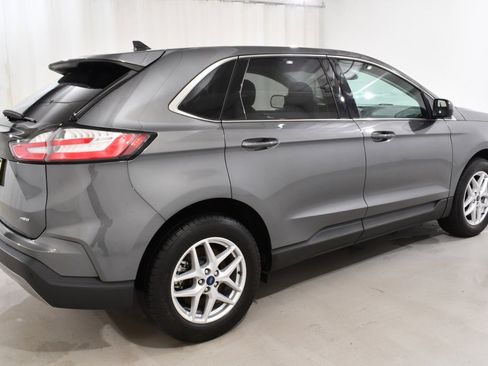 Used 2022 Ford Edge SEL w/ Convenience Package image 11