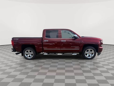 Used 2017 Chevrolet Silverado 1500 LTZ Z71 w/ LTZ Plus Package AWD/4WD image 7