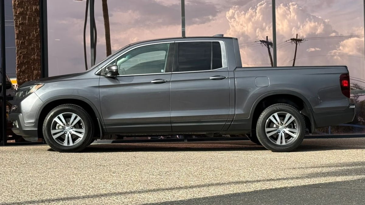 Used 2017 Honda Ridgeline RTS image 5