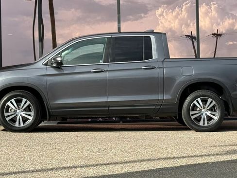 Used 2017 Honda Ridgeline RTS image 5