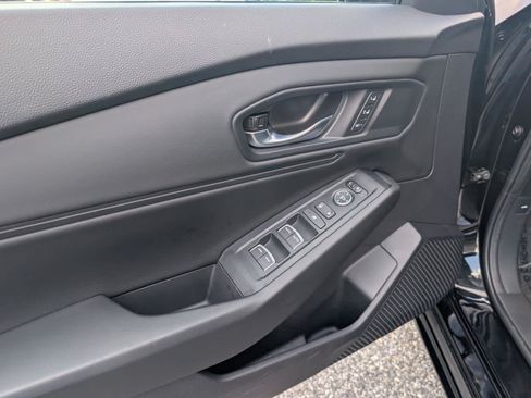 Used 2023 Honda Accord EX-L image 20