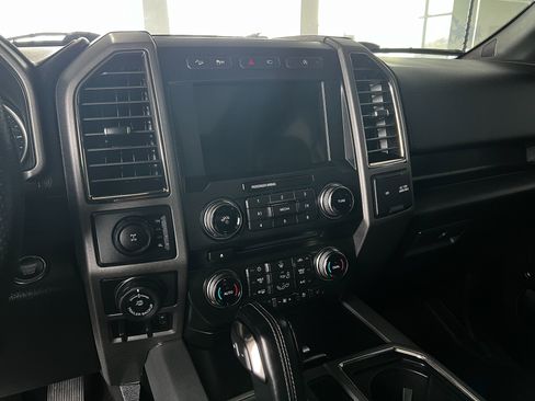 Used 2018 Ford F150 Raptor w/ Equipment Group 802A Luxury image 11