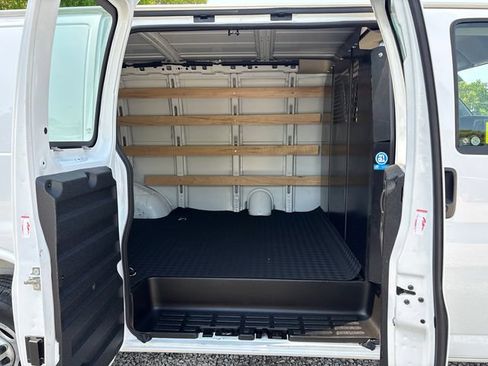 Used 2025 GMC Savana 2500 w/ Driver Convenience Package RWD image 14