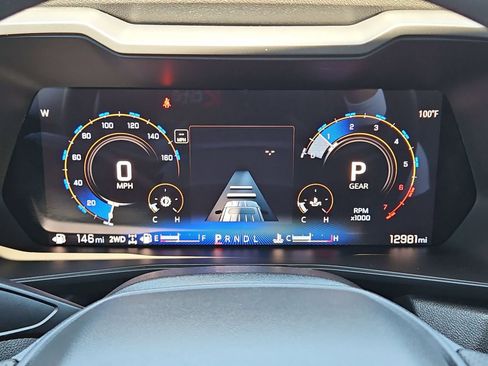 Used 2025 Chevrolet Colorado Trail Boss AWD/4WD image 15