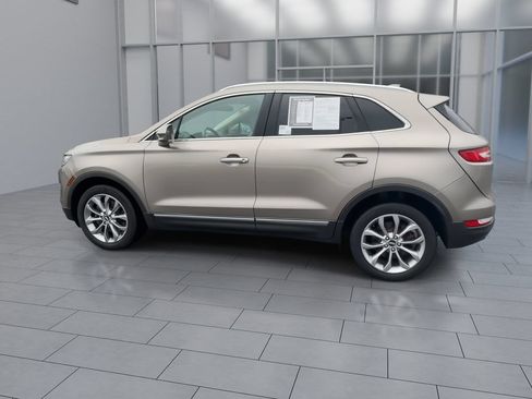Used 2019 Lincoln MKC Select w/ Select Plus Package AWD/4WD image 5